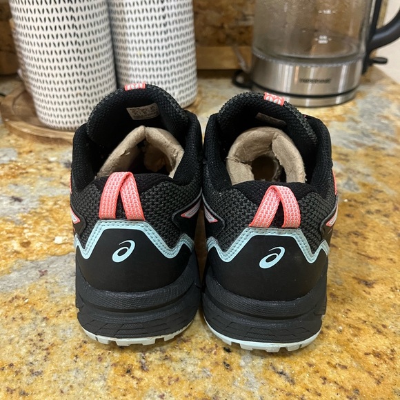 ASICS Gel Venture 8 size 6.5 - Picture 4 of 8